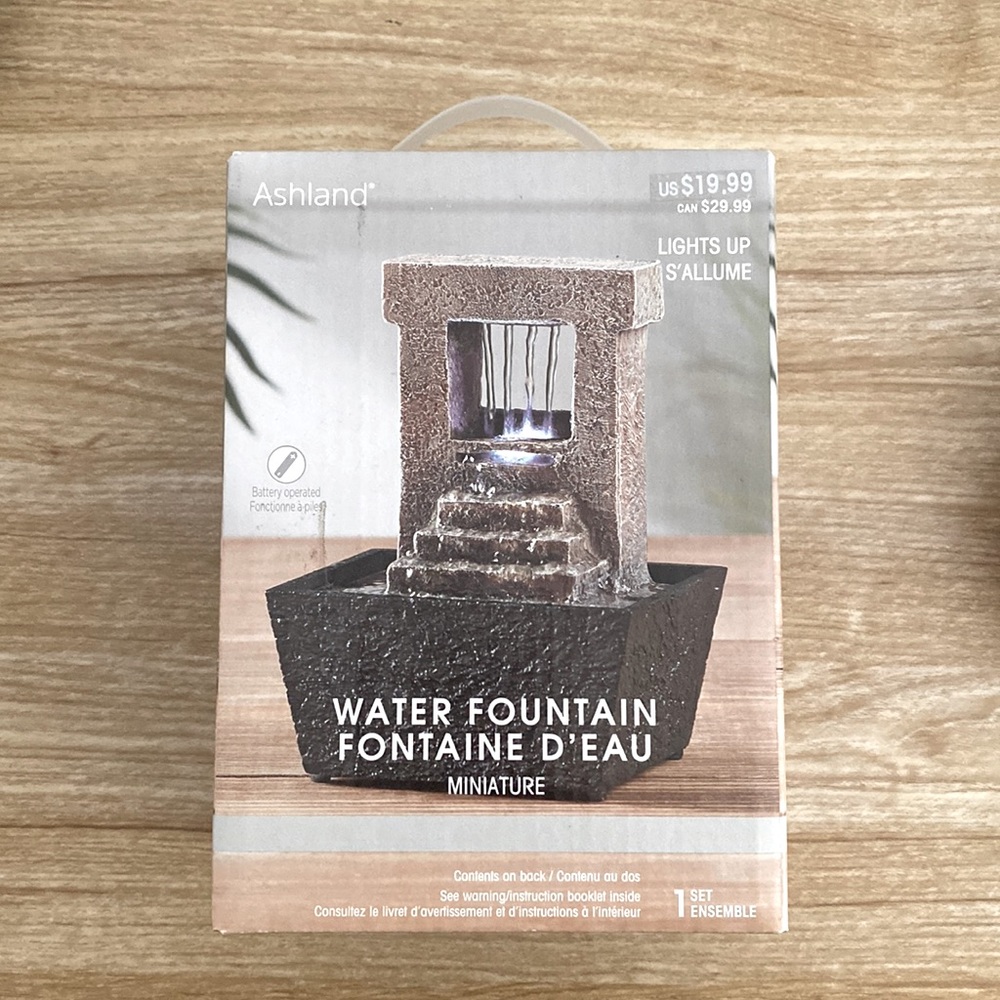 Brand new mini water fountain